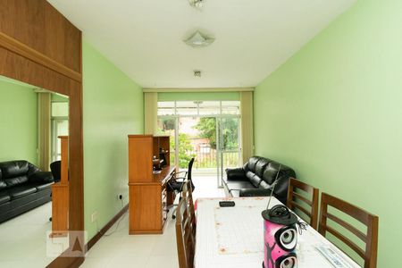 SALA de apartamento à venda com 2 quartos, 54m² em Centro, Niterói