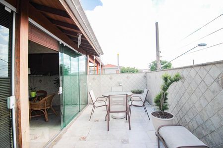 Varanda de casa à venda com 4 quartos, 340m² em Parque São Domingos, São Paulo