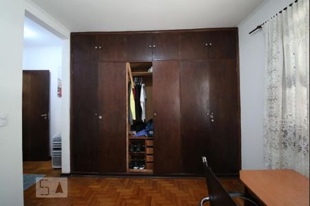 Casa à venda com 172m², 3 quartos e 2 vagasQuarto 1