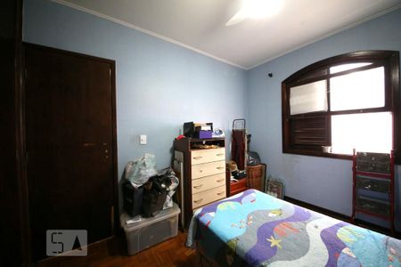 Casa à venda com 172m², 3 quartos e 2 vagasQuarto 3