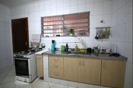 Casa à venda com 172m², 3 quartos e 2 vagasCozinha 