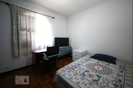 Casa à venda com 172m², 3 quartos e 2 vagasQuarto 1