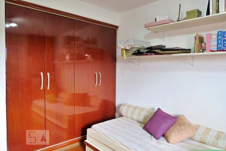 Apartamento à venda com 111m², 4 quartos e 2 vagasQuarto 3 - Armários