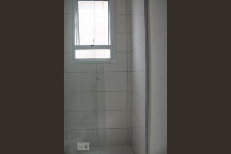 Apartamento à venda com 43m², 2 quartos e 1 vaga Apartamento à venda com 43m², 2 quartos e 1 vagaBanheiro