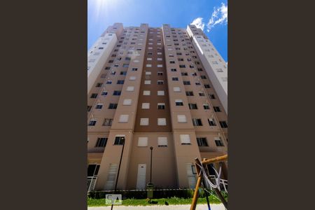 Apartamento à venda com 43m², 2 quartos e 1 vaga Apartamento à venda com 43m², 2 quartos e 1 vagaFachada