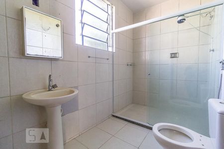 Casa para alugar com 80m², 3 quartos e 1 vagaBanheiro