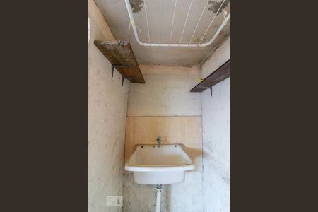 Casa para alugar com 80m², 3 quartos e 1 vagaÁrea de Serviço