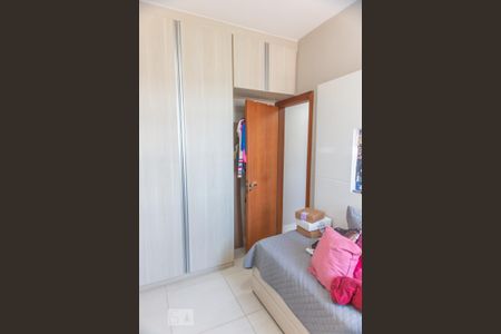 Quarto 1 de apartamento à venda com 3 quartos, 80m² em Estrela Dalva, Belo Horizonte