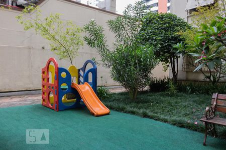 Apartamento à venda com 140m², 2 quartos e 1 vagaÁrea Comum - Playground