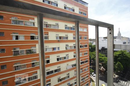 Vista do Quarto 1 de apartamento para alugar com 2 quartos, 75m² em Centro, Rio de Janeiro