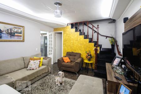 Sala de casa à venda com 2 quartos, 130m² em Vila Cleonice, São Paulo