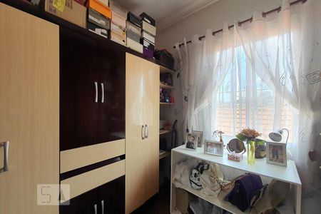 Casa à venda com 220m², 3 quartos e 4 vagasQuarto 2