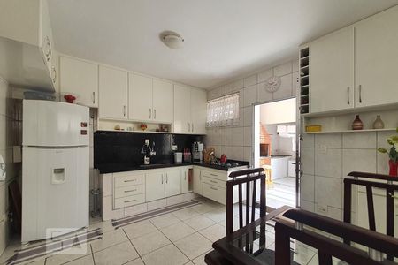 Casa à venda com 220m², 3 quartos e 4 vagasCozinha