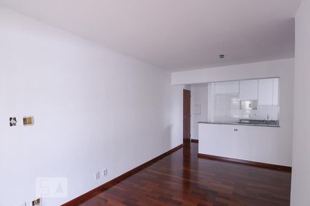 Sala de apartamento para alugar com 2 quartos, 70m² em Água Branca, São Paulo