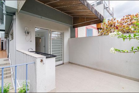 Varanda da sala de casa à venda com 3 quartos, 112m² em Vila Madalena, São Paulo