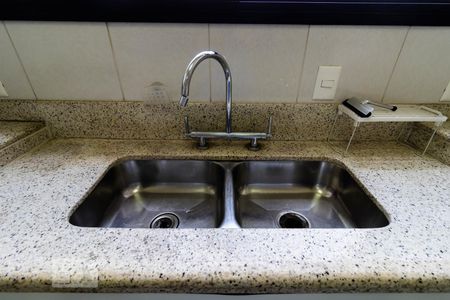 Apartamento à venda com 200m², 4 quartos e 4 vagasCozinha