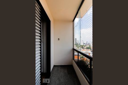 Apartamento à venda com 200m², 4 quartos e 4 vagasSacada da Suíte 3