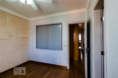 Apartamento à venda com 200m², 4 quartos e 4 vagasSuíte 1