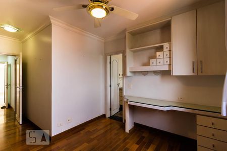 Apartamento à venda com 200m², 4 quartos e 4 vagasSuíte 2