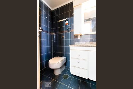 Apartamento à venda com 200m², 4 quartos e 4 vagasBanheiro da Suíte 1