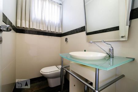 Apartamento à venda com 200m², 4 quartos e 4 vagasLavabo