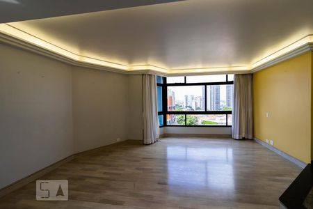 Sala de apartamento para alugar com 4 quartos, 200m² em Bosque da Saúde, São Paulo