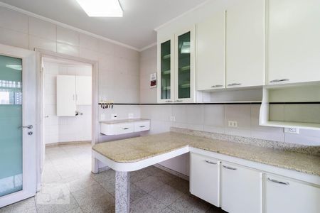 Apartamento à venda com 200m², 4 quartos e 4 vagasCozinha