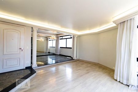 Apartamento à venda com 200m², 4 quartos e 4 vagasSala