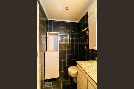 Apartamento à venda com 200m², 4 quartos e 4 vagasBanheiro da Suíte 1