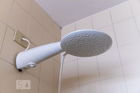 Casa à venda com 180m², 2 quartos e 2 vagasBanheiro