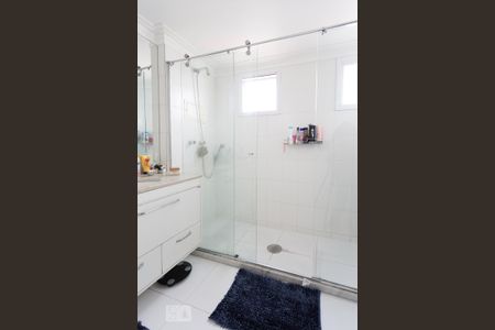Banheiro da Suíte 1 de apartamento para alugar com 4 quartos, 184m² em Jardim das Vertentes, São Paulo