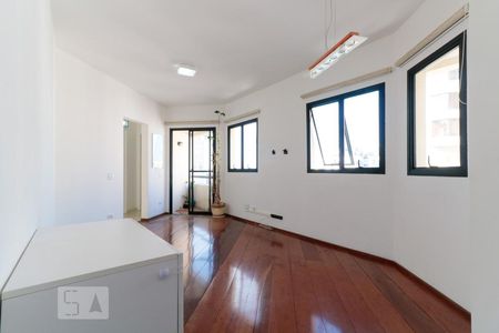 Apartamento para alugar com 75m², 3 quartos e 1 vagaSala