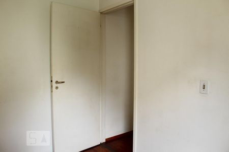 Apartamento à venda com 57m², 2 quartos e 1 vagaQuarto 2