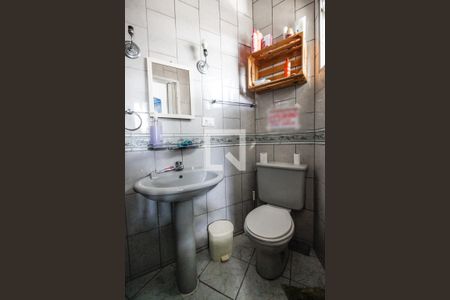 Casa à venda com 250m², 3 quartos e 2 vagasBanheiro 2