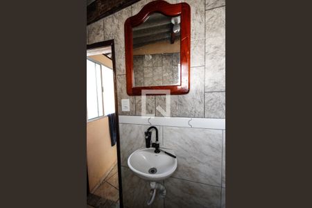 Casa à venda com 250m², 3 quartos e 2 vagasBanheiro de serviço