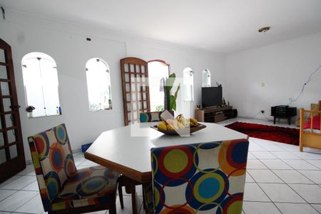 Sala de jantar de casa à venda com 3 quartos, 250m² em Santa Teresinha, São Paulo