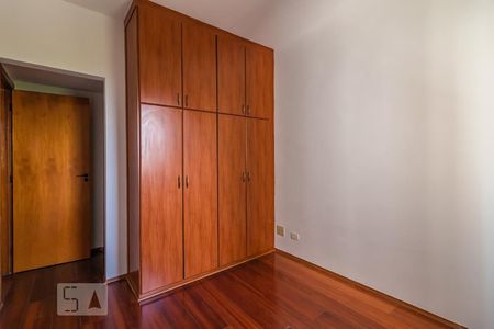 Apartamento à venda com 128m², 3 quartos e 2 vagasSuíte 2