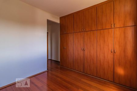 Apartamento à venda com 128m², 3 quartos e 2 vagasSuíte 1
