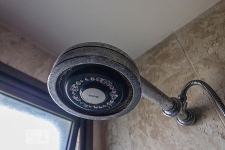 Apartamento à venda com 128m², 3 quartos e 2 vagasDetalhe do Banheiro da Suíte 1