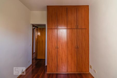 Apartamento à venda com 128m², 3 quartos e 2 vagasSuíte 2