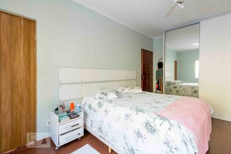 Casa à venda com 218m², 3 quartos e 5 vagasQuarto 1 - Suite