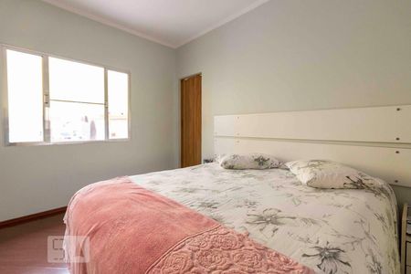 Casa à venda com 218m², 3 quartos e 5 vagasQuarto 1 - Suite