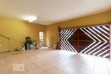 Casa à venda com 218m², 3 quartos e 5 vagasGaragem