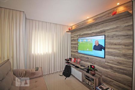 Sala de TV de apartamento à venda com 2 quartos, 75m² em Vila Suzana, São Paulo