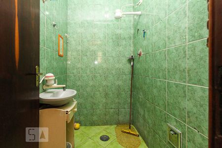 Banheiro de apartamento à venda com 4 quartos, 350m² em Vila Antonieta, São Paulo