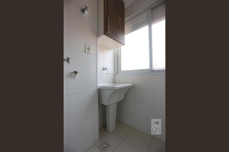 Apartamento à venda com 64m², 3 quartos e 1 vagaÁrea de Serviço