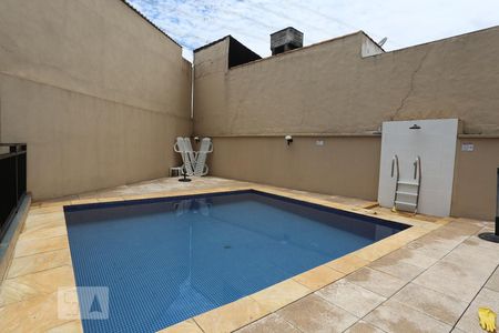 Apartamento à venda com 64m², 3 quartos e 1 vagaÁrea comum - Piscina