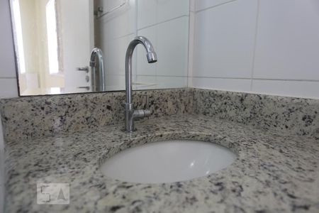 Apartamento à venda com 64m², 3 quartos e 1 vagaBanheiro da Suíte - Torneira