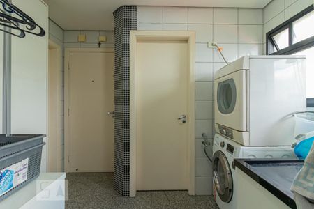 Apartamento para alugar com 119m², 3 quartos e 3 vagasÁrea de Serviço