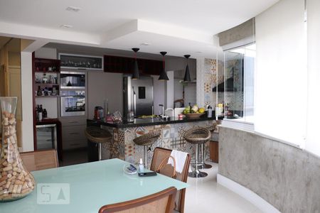 Apartamento à venda com 127m², 3 quartos e 3 vagasCozinha